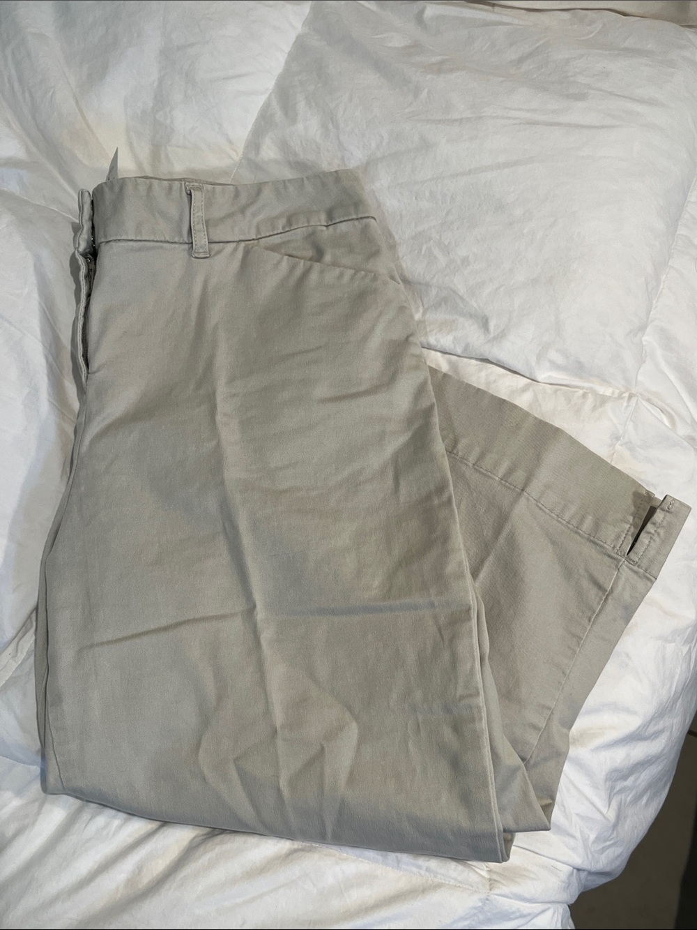 Denver Hayes Cream Capris